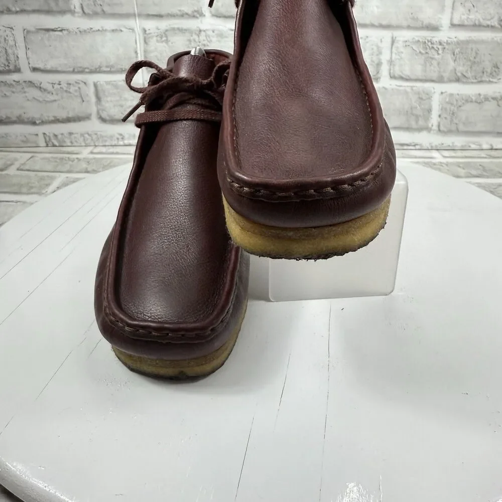 Clarks Original Men's Size 8 Burgundy Leather Lace Up Wallabee Boots